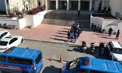 İzmir’de de düğmeye basıldı! 112 göçmen kaçakçısı tutuklandı