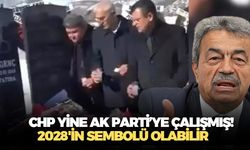 Kamer Genç mezarında bile siyasetin gündemini belirliyor! Özgür Özel'in rakı bardaklı fotosuna tepki var