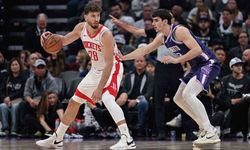 NBA'de uzatmalar Houston'a yaramıyor! Bu kez Sacramento'ya kaybettiler