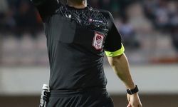 Skandal olay: Antrenörden kadın hakeme saldırı!