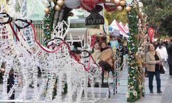 Alsancak’ta yeni yıl pazarı! Kadın emeği sokağa çıktı