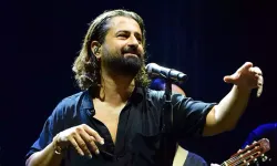 O hareketi gören Koray Avcı sinirlerine hakim olamadı!