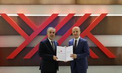 Ege Üniversitesi’nde yeni dönem! Alcı mazbatasını aldı