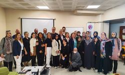 İzmir’de “güçlü anneler, mutlu çocuklar” buluşması