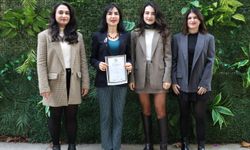 Doğa dostu kütüphane tasarımı İzmir’e ödül getirdi