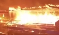 Takım küme düştü, 15 yaşındaki 3 taraftar stadyumu ateşe verdi!