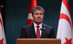 Üstel’den Kıbrıs mesajı: “Çözüm, iki egemen eşit devletten geçer”