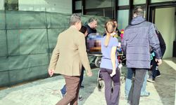 Üniversitede ikinci kattan düşen kadın hayatını kaybetti!