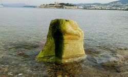 Deniz çekildi, Roma dönemine ait kaide ortaya çıktı Tarihi eser müzeye götürüldü