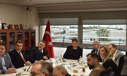 İAOSB’de güçlü buluşma! Sanayi, belediye ve siyaset aynı masada