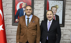 İzmir Cumhuriyet Savcısı Karakaya'nın şiirleri yapay zeka ile şarkıya dönüştürüldü!