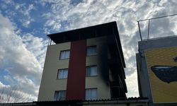 Bornova’da korkutan yangın çıktı! Gökyüzünü duman kapladı