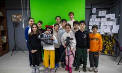 Çocuklar için ücretsiz sinema atölyesi! Bornova’da yarı yıl film kulübü büyük ilgi görüyor