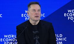 Elon Musk Davos’ta konuştu: Yapay zeka ve robotlar ekonomiyi dönüştürecek