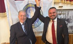 Foça'da olaylı seçim! Mevcut başkan Özdemir güven tazeledi