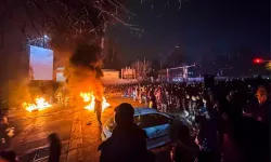 İran'daki protestolar: Ölenlerin sayısı 2 bin 677 oldu!