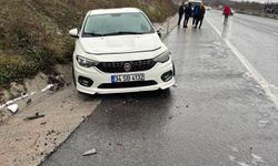 İzmir-İstanbul Otoyolu’nda can pazarı: 12 araç birbirine girdi, 1 ölü 10 yaralı