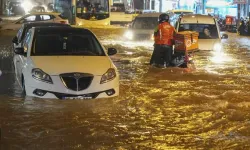 Sel İzmir’i esir aldı, altyapı sorunları bir kez daha sınıfta kaldı