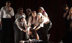 İzmir’de bir gece, bir asır! “Mübadelede aşk” Elhamra’da yürekleri titretti