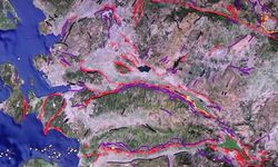 İzmir'de deprem riski yüksek ilçeler belli oldu! 7 şiddetinde deprem olabilir
