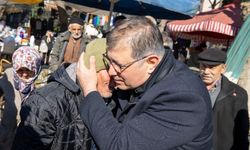 İzmir Büyükşehir’den emeklilere müjde: Faturalar ve market yardımı yükseldi!