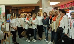 İzmir’de “Tatlı telaşlar” buluşması! Özel gereksinimli çocuklar mutfakta ve sahnede başrolde