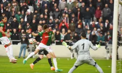 Yeşil-kırmızılılar golü unuttu!