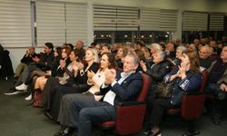 Karşıyaka'da Uğur Mumcu ve Cumhuriyet rüzgarı: Sinan Meydan yazılmayanları anlattı!