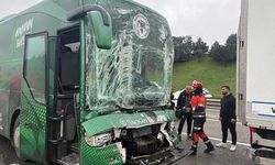 Konyaspor U19 takımını taşıyan otobüs kaza yaptı