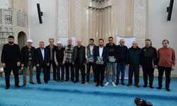 İzmir’de uluslararası öğrenciler Kur’an tilavetinde buluştu