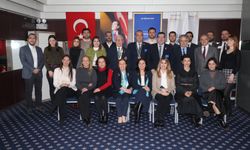 İzmir’de meslek hizmet ödülleri sahiplerini buldu