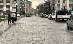 Manisa’da sağanak alarmı: Belediyeden gece boyu teyakkuz