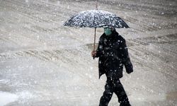 Meteoroloji'den 15 il için sarı kodlu uyarı! Hortum, fırtına, don ve buzlanmaya dikkat!