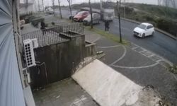 Park halindeki TIR yokuştan kayarak 5 araca çarptı