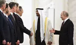Moskova’da kritik zirve: Putin ve Al Nahyan bir araya geldi