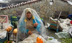 Sağanak pazarı vurdu! Menteşe’de alışveriş durma noktasında