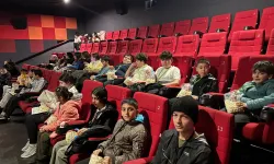 Seferihisar’da çocuklar ilk kez sinema perdesiyle buluştu!