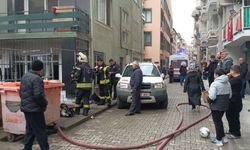 Tersane işçilerinin kaldığı evde yangın paniği