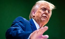 Trump’tan Kanada’ya sert uyarı: Çin ile ticaretin cezası ağır olacak