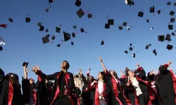 Üniversitelerde 3 yıllık eğitim dönemi: Düzenlemenin ayrıntıları belli oldu!