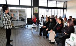 7 noktada 500 kadın Bornova’nın geleceğini toprakla kuruyor