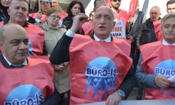 Akhisar Vergi Dairesi için “deprem riski” çıkışı: Kamu emekçileri güvenli binalar talep ediyor