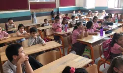 Ara tatil kalkıyor mu? Yeni dönemde ara tatil olmayacak mı? Bakan Tekin açıkladı