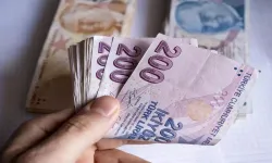 Asgari ücrete ve bayram ikramiyesine ara zam! SGK uzmanı Ankara'da konuşulan rakamı açıkladı!