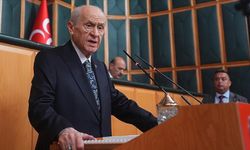 Prof. Dr. Burak Bilgehan Özpek'ten uyarı: Bahçeli'nin özgül ağırlığı giderek azalabilir!