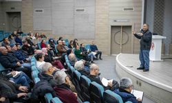 Bornova’da bal üretimi şahlanıyor! Arıcılık Kursu’nun 10. dönemi rekor katılımla başladı