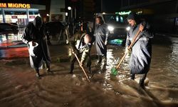 Çeşme’de sağanak yağışa karşı 7/24 teyakkuz!