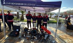 Enkazdan umuda uzanan ekipmanlar İzmir’de sergilendi