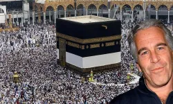 Skandal görüntü! Epstein Kabe örtüsünü yere sererek inceledi