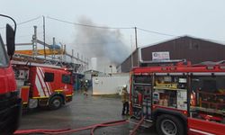 Eyüpsultan'da 3 iş yerinde yangın!